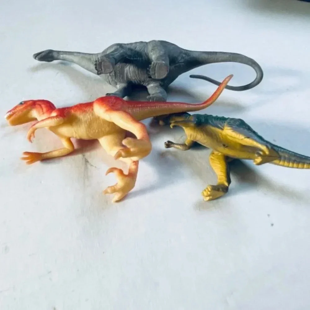 Dinosaur Action Figure Toy Lot of 3 Bright‎ Color Multi Sizes Kids